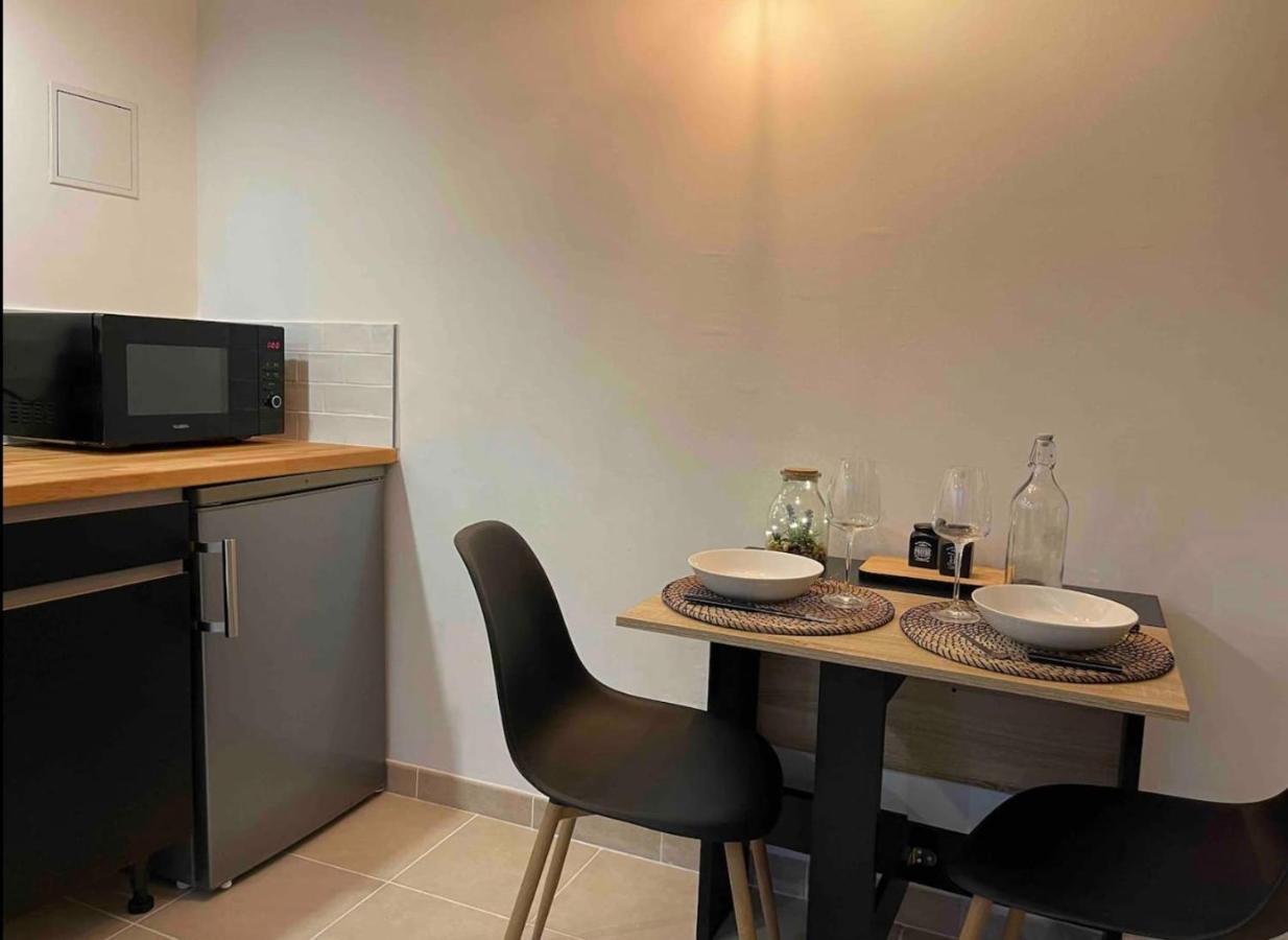 Apartament Le Duplex - Gare / Tram / Netflix Fontaine  Zewnętrze zdjęcie