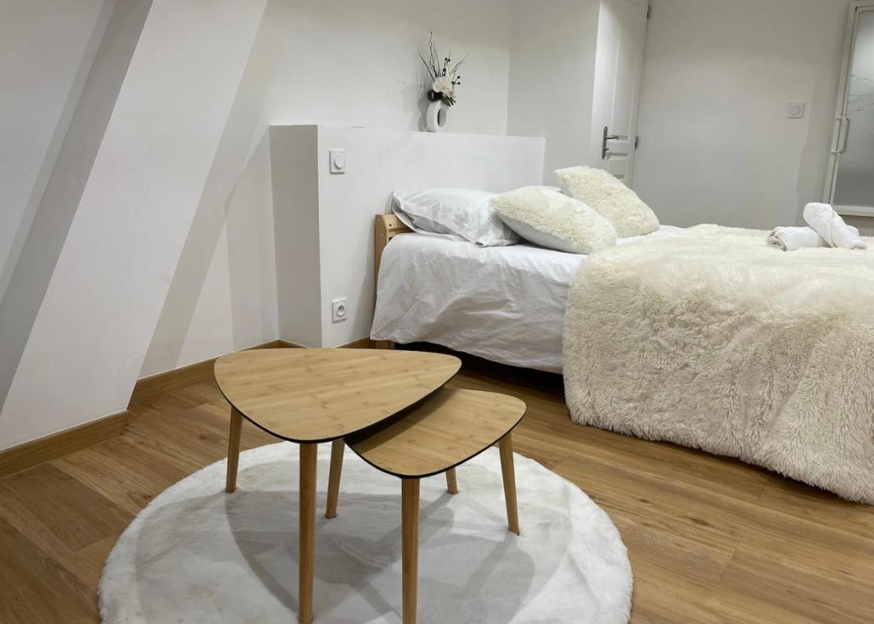 Apartament Le Duplex - Gare / Tram / Netflix Fontaine  Zewnętrze zdjęcie